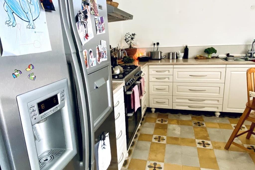 Free Breakfast, Pool, Spacious Aircon Hideaway Apartment Mosta Exterior foto